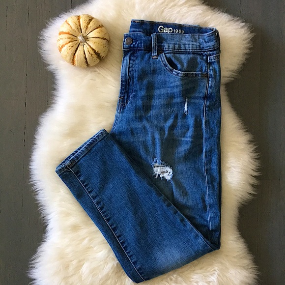 GAP Girlfriend Vintage Mid-Rise Medium Indigo Distressed Jeans, 30r ❤️ - Picture 3 of 15